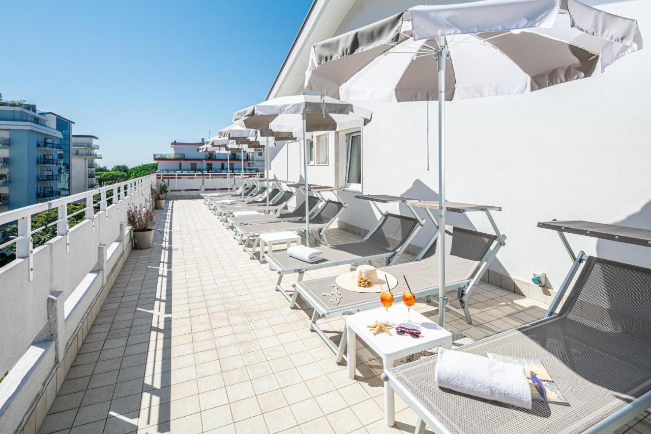 Hotel Pigalle Lido di Jesolo Exterior foto