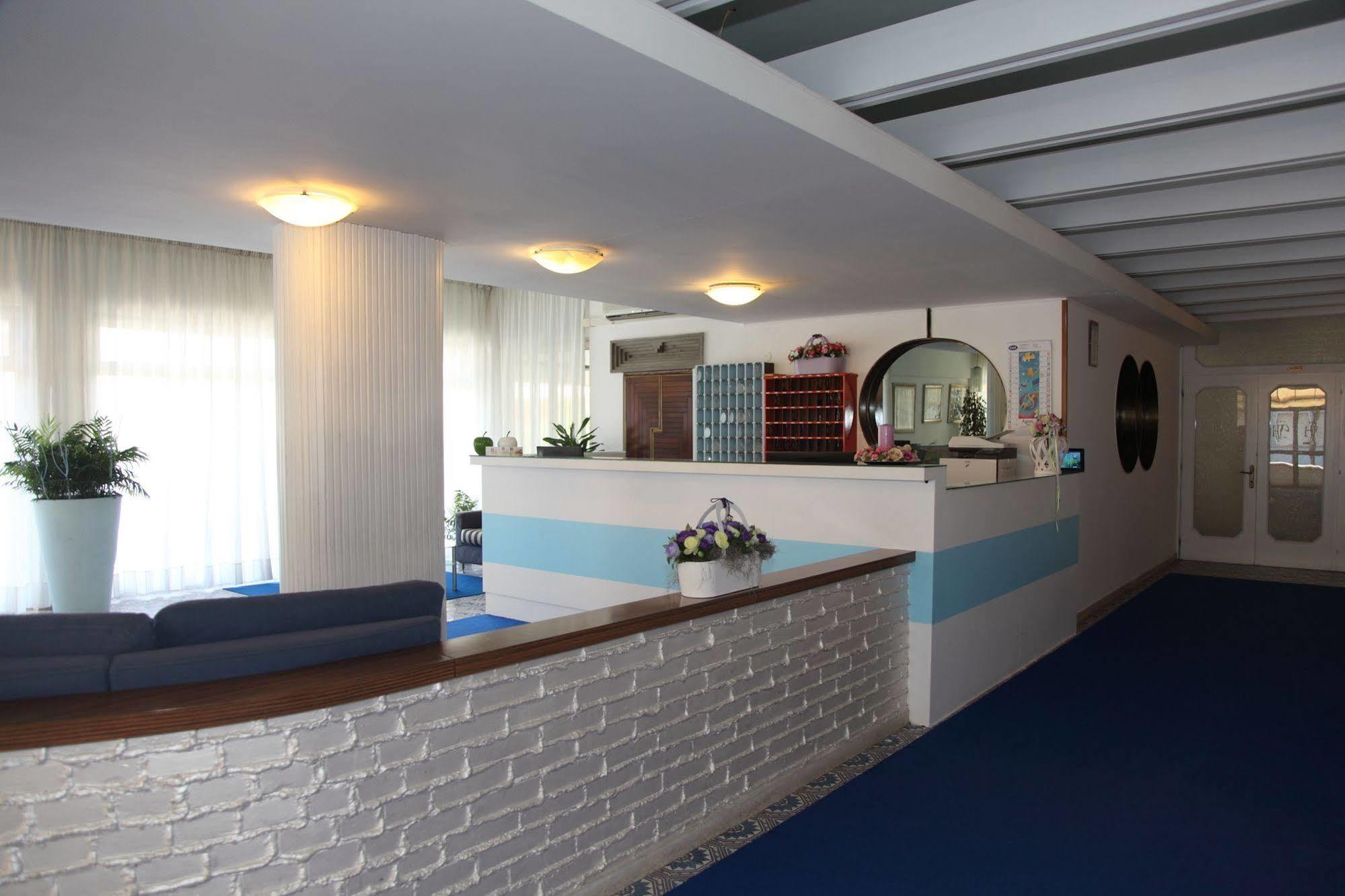 Hotel Pigalle Lido di Jesolo Exterior foto